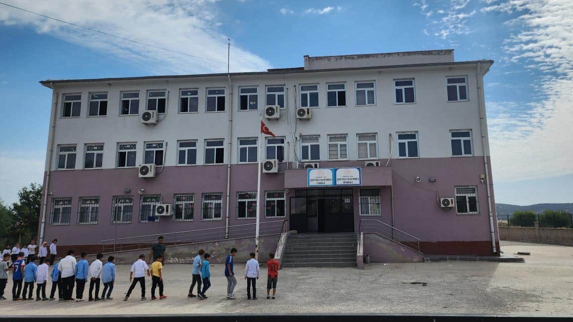 Şehit Polis Salih Eroğlu Ortaokulu Fotoğrafı